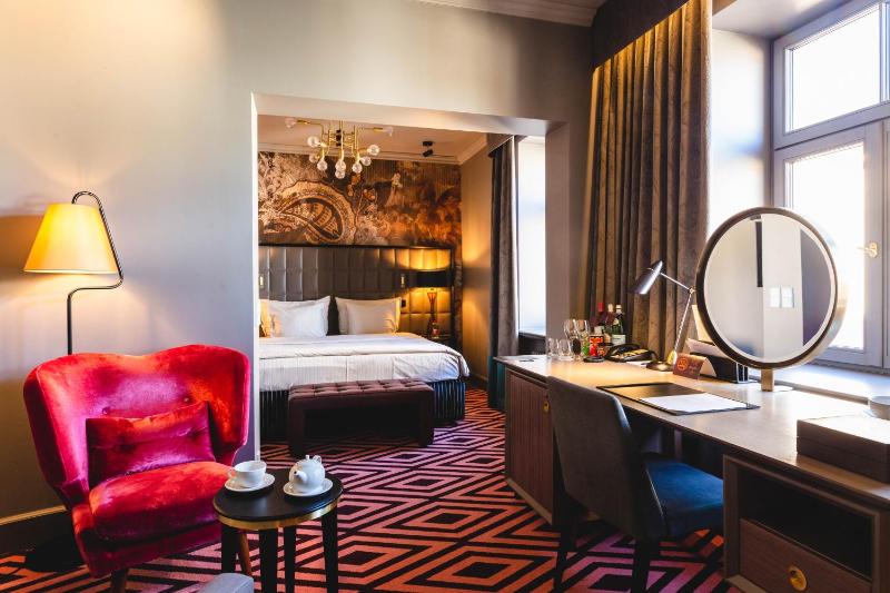 Superior Double Room image 1