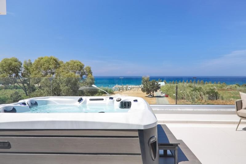 Sunrise Seaview Villas - Melissa - image 2