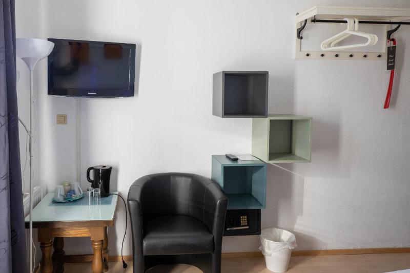 Superior Double Room image 3