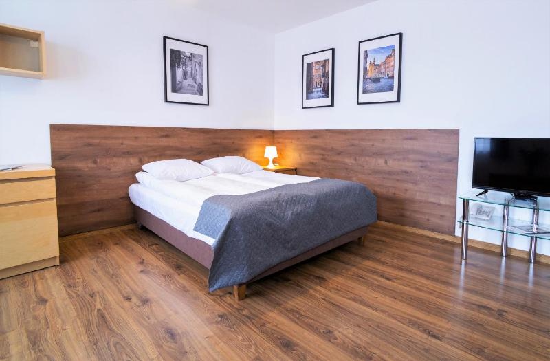 Apartment with 1 single bed image 4