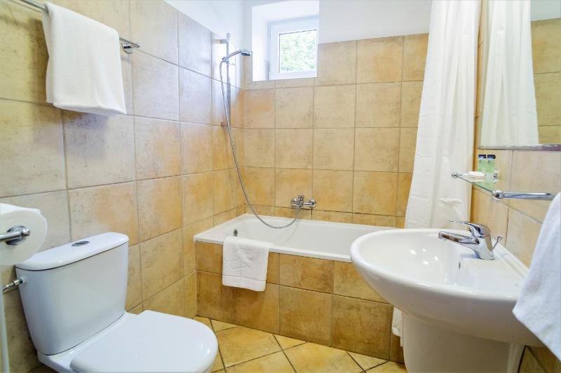 Apartment with 1 single bed image 1