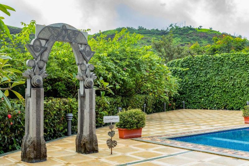 StayVista's Le Sutra Great Escapes - 5BR - Geometrica - Artistic Rooms Mountain View Pool and Gazebo Retreat - image 48