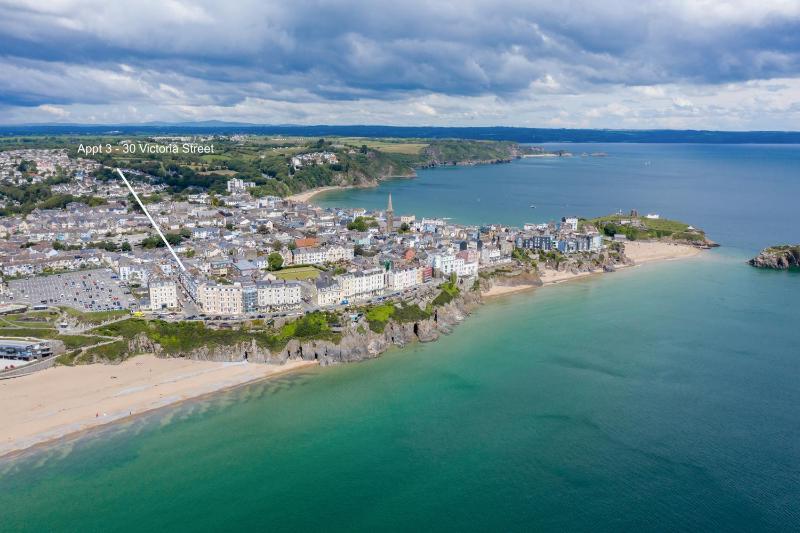 Caldey Bay Apartment - Lovely Sea Views - image 22