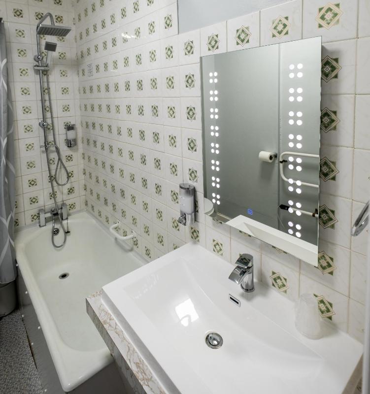 Budget Single Room image 3
