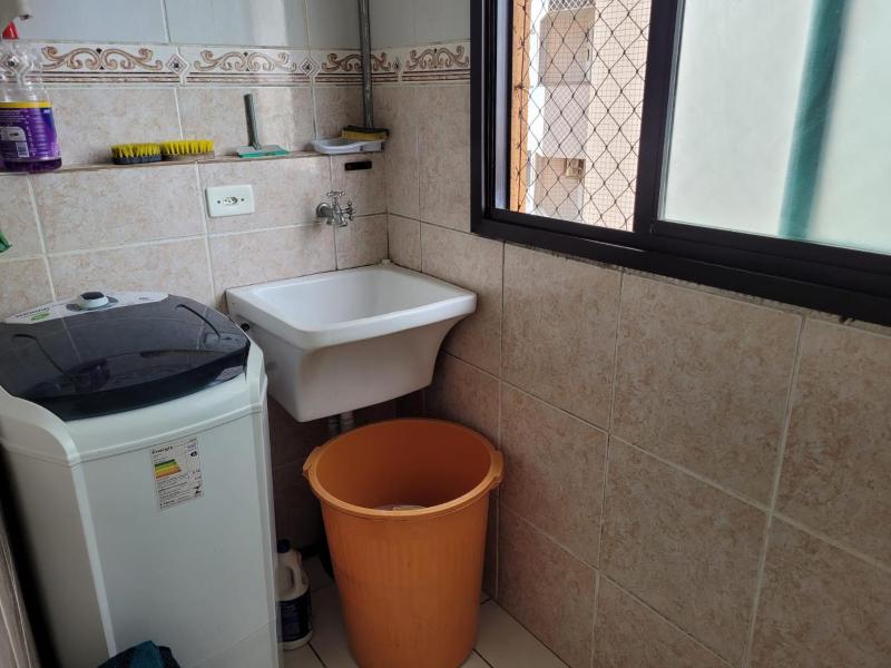 Apto com Varanda e Churrasqueira - 30 m da Praia - image 16