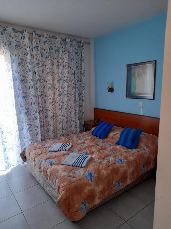 Standard Double or Twin Room image 4