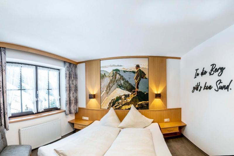 Three-Bedroom Apartment image 4