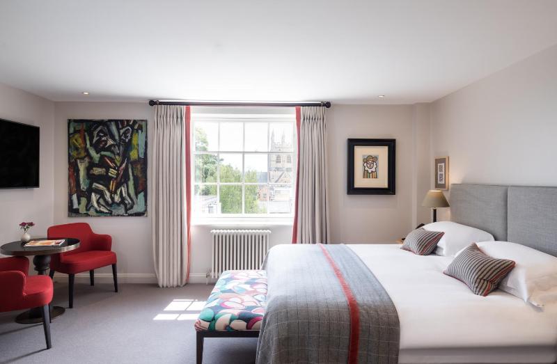 Deluxe Double Room image 4