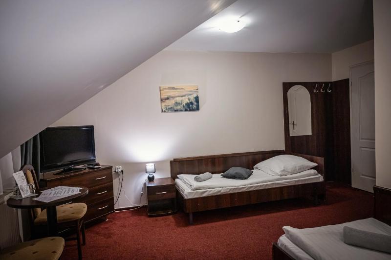 Triple Room with Mountain View image 4