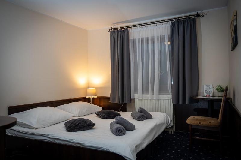 King Room image 1