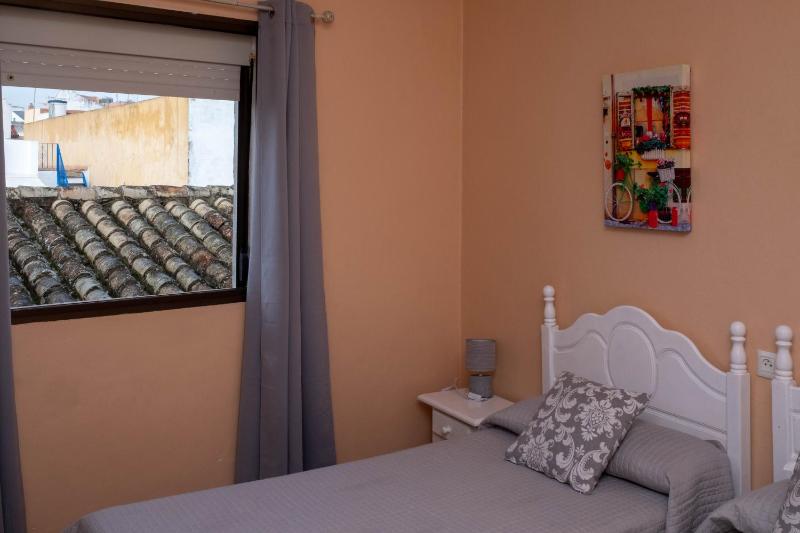 Double or Twin Room with City View image 3