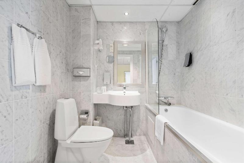 King Suite image 3