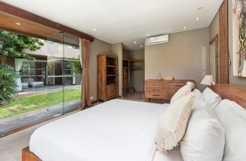Villa Yoga by Villa Finder - image 43