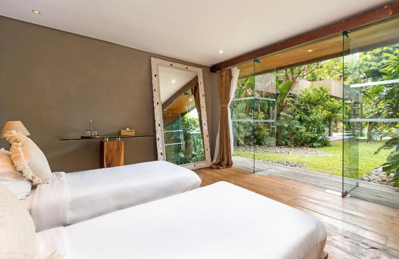 Villa Yoga by Villa Finder - image 37