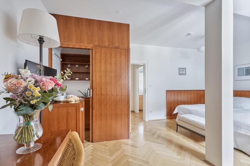 Two-Bedroom Suite image 4