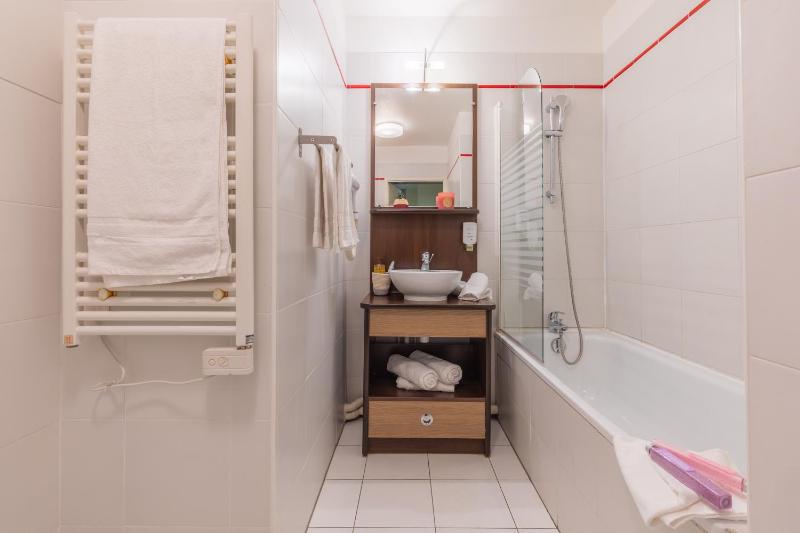 Two-Bedroom Apartment image 4