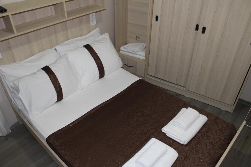 Carvan hotel - image 4
