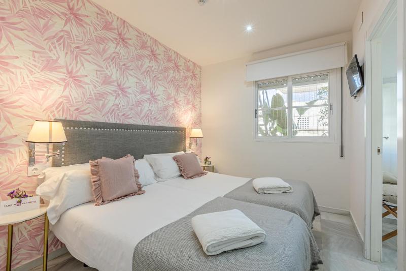 Superior Triple Room image 1