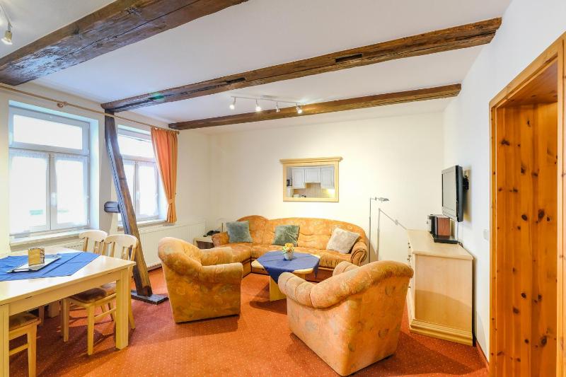 One-Bedroom Apartment image 3
