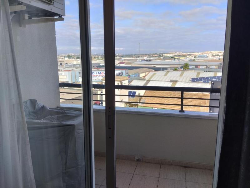 Central Apartment Beach - image 6