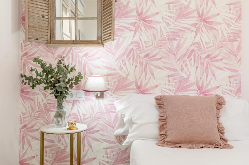 Superior Triple Room image 2