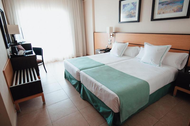Double Room (1 Adult) image 3