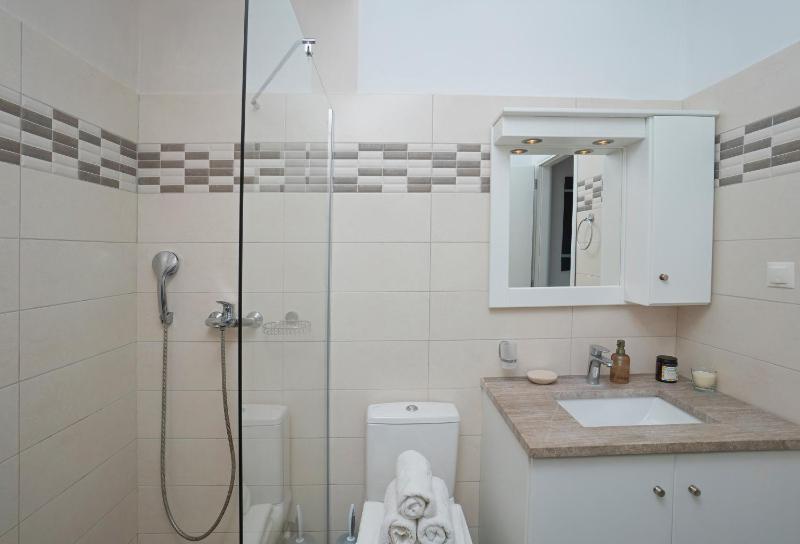 Villa Vasso Sea View Residences - image 2