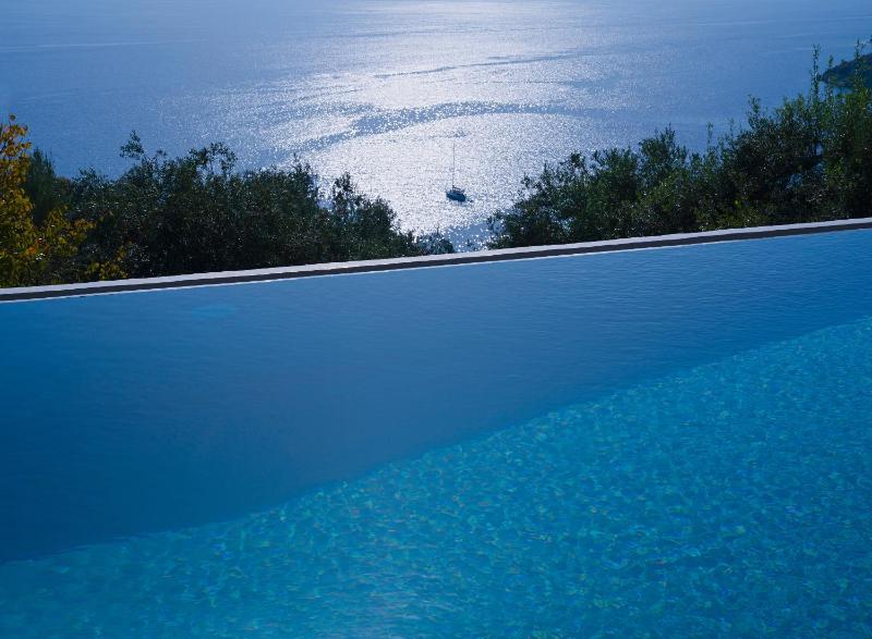 Villa Vasso Sea View Residences - image 3