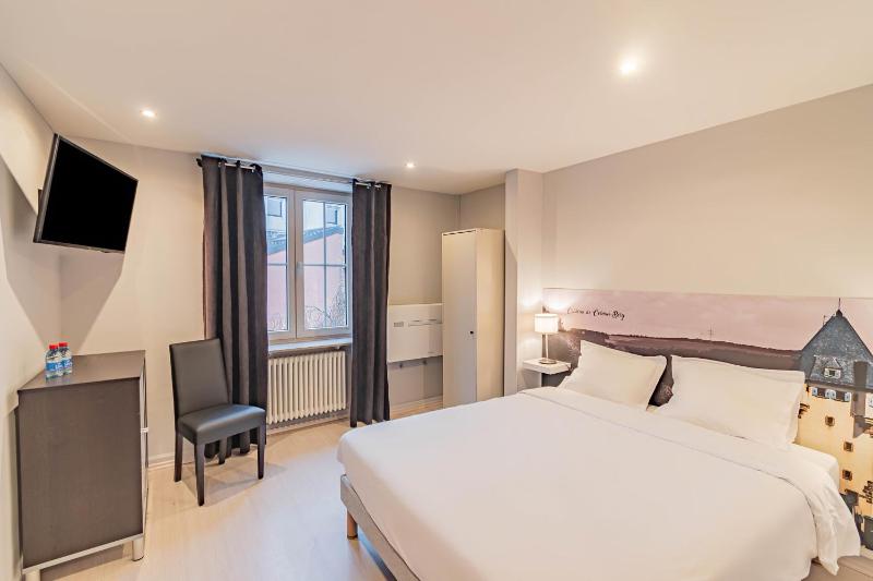 Double Room image 1