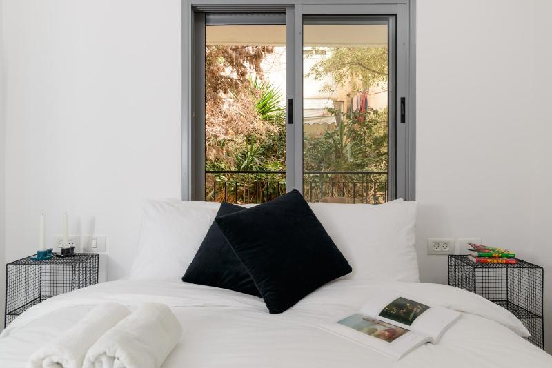 Brand New 2BR 2BATH by HolyGuest - image 7