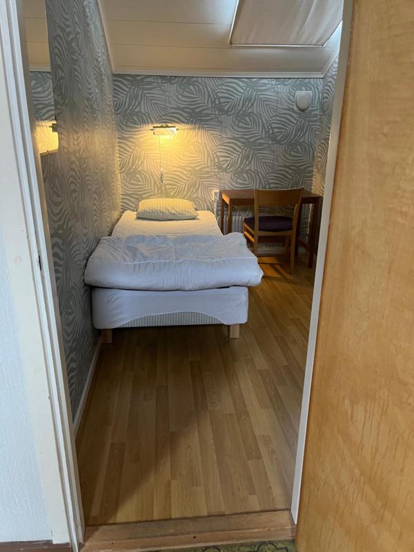 Budget Single Room image 1