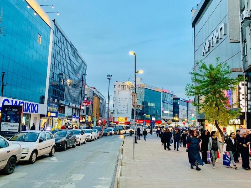 Large Double Room image 2