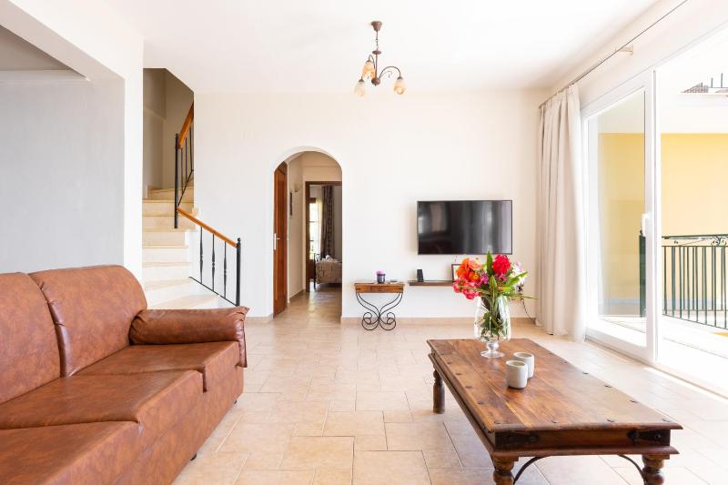 Villa image 3
