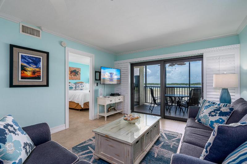 Carlos Pointe #324 - 8350 Estero Blvd - image 11