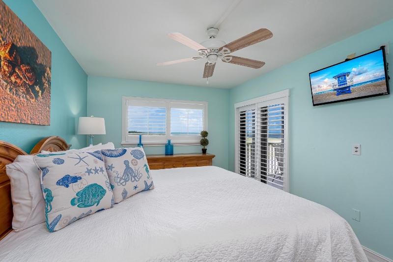 Carlos Pointe #324 - 8350 Estero Blvd - image 9