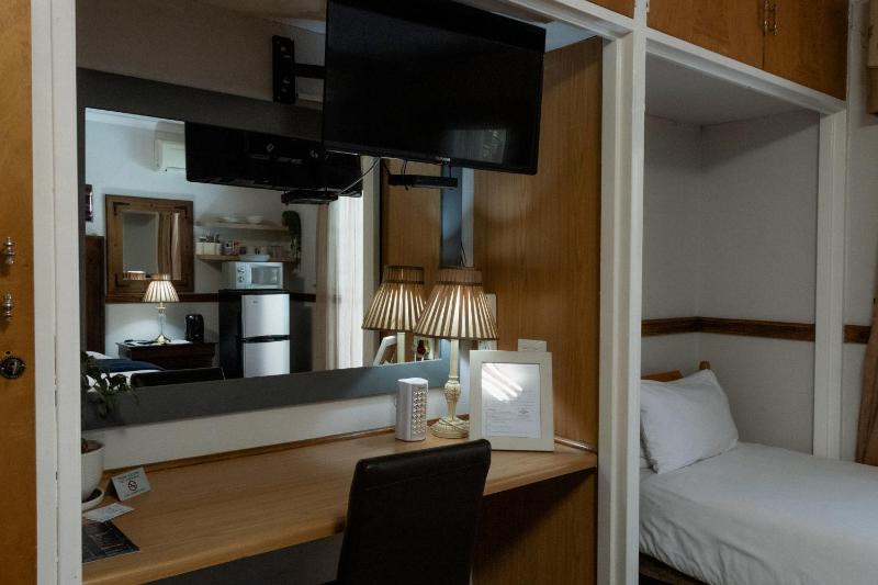Park Living Guesthouse - image 12