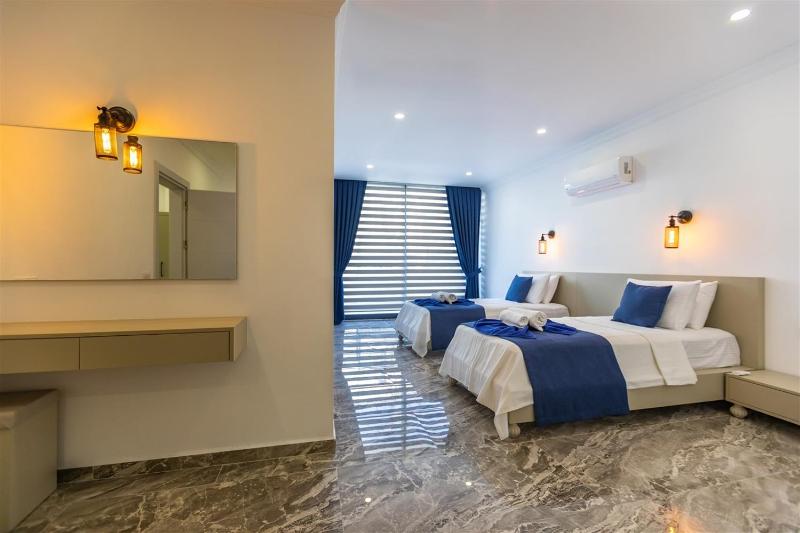 Villa Kamile Sultan Deniz manzaralı jakuzili villa - image 31