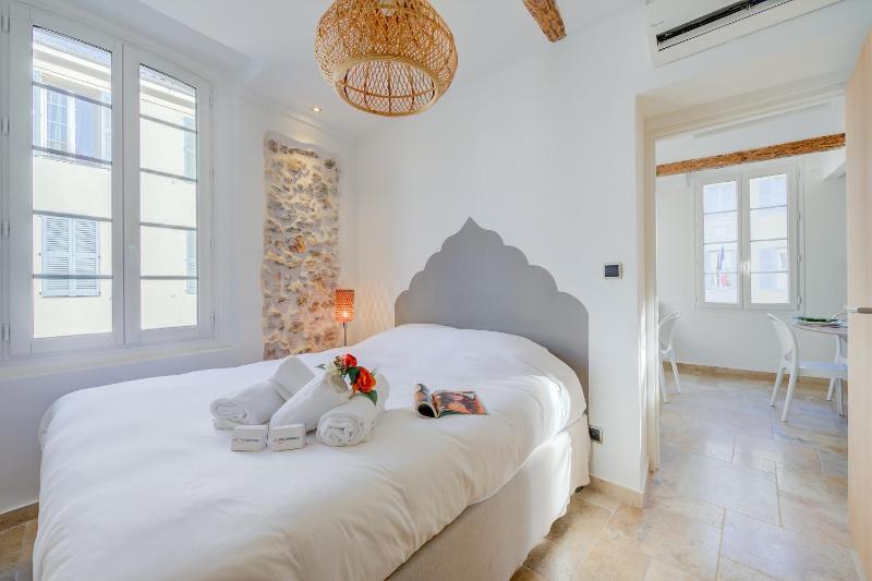 Appartement Angé 100m de la mer - Happy Rentals - image 8