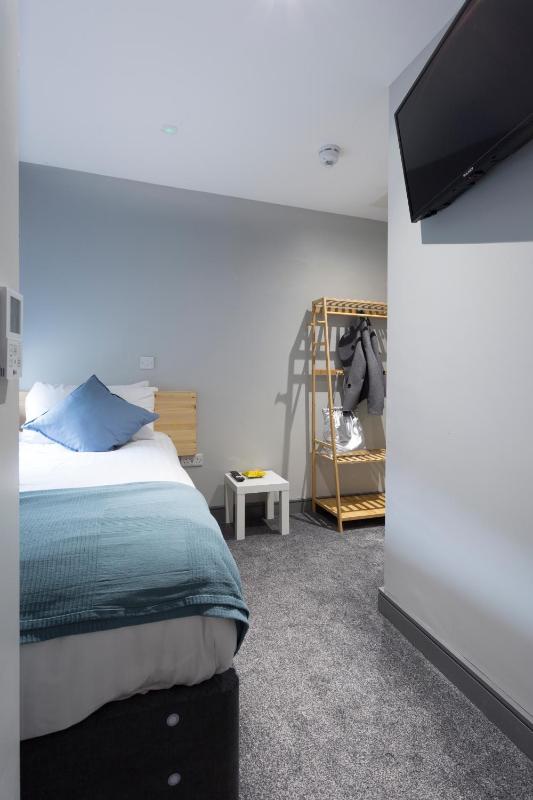 Single Room image 1