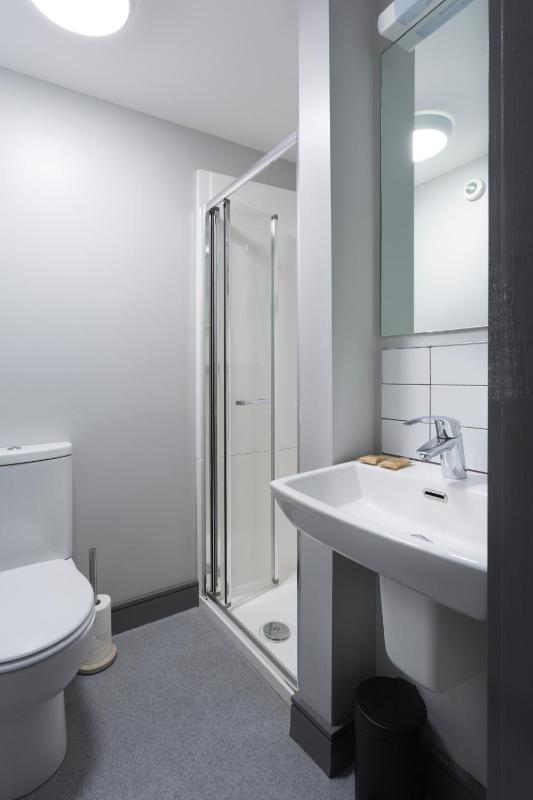 Single Room image 2
