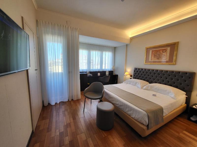 Comfort Double Room image 3