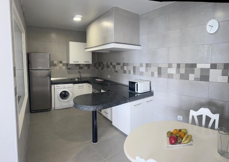 No. 2- Two-Bedroom Apartment with Sea View image 3