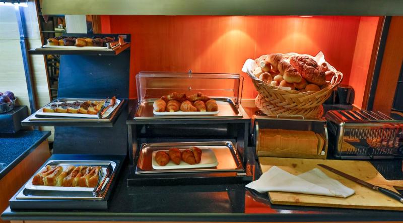 Special Offer - Hospitality Suite image 2