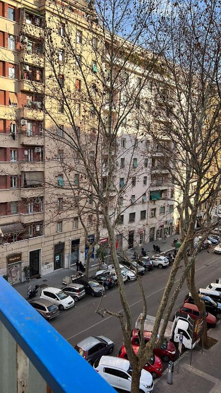 King Room with Balcony image 1