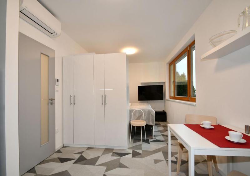 EFI Residence Holzova 28 - image 7