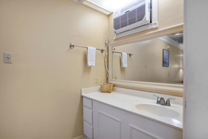 Deluxe Double Room- Non Smoking image 3