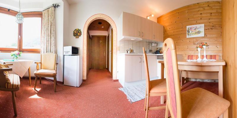 Apartment image 3