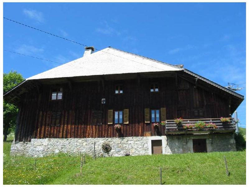 Chalet (12 Adults) image 4