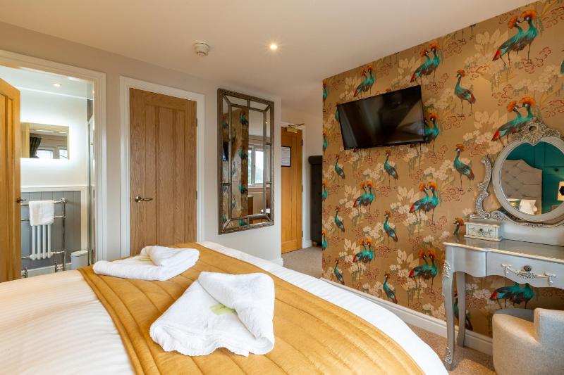 Holly Lodge Guest House with FREE off site health club - image 16