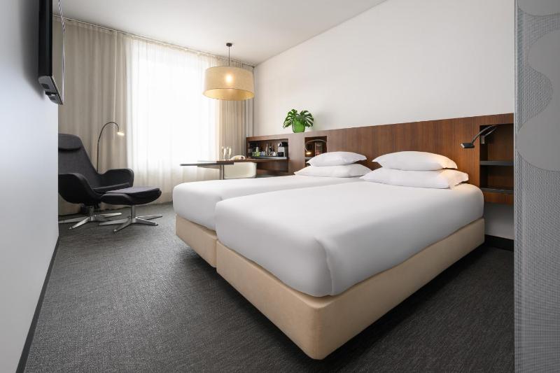 Superior Double Room image 1